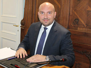 Scuola, plauso di Parisi al Governo: “In Campania profondo cambiamento”