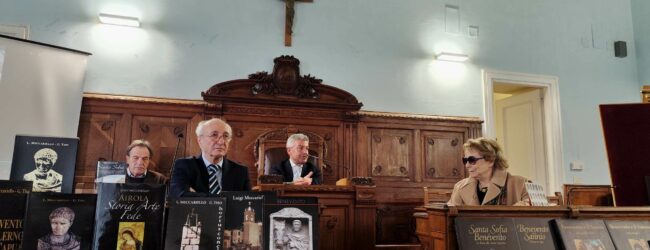 Alla Rocca la consegna di 14 saggi da parte del Prof.Meccariello e Giovanna Tiso