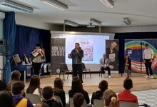 Monteforte Irpino| Sannino abbraccia gli studenti dell’Ic “Aurigemma”: coltivate i sogni e non vi arrendete di fronte alle sconfitte