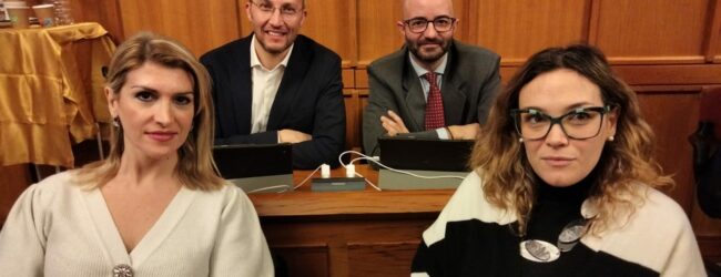 Consiglieri Pd: “partito alternativo al governo Mastella, nessuno puo’ dettare regole a casa d’altri”