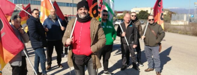 CUB in sciopero a sostegno dei Lavoratori Hanon di Contrada Olivola