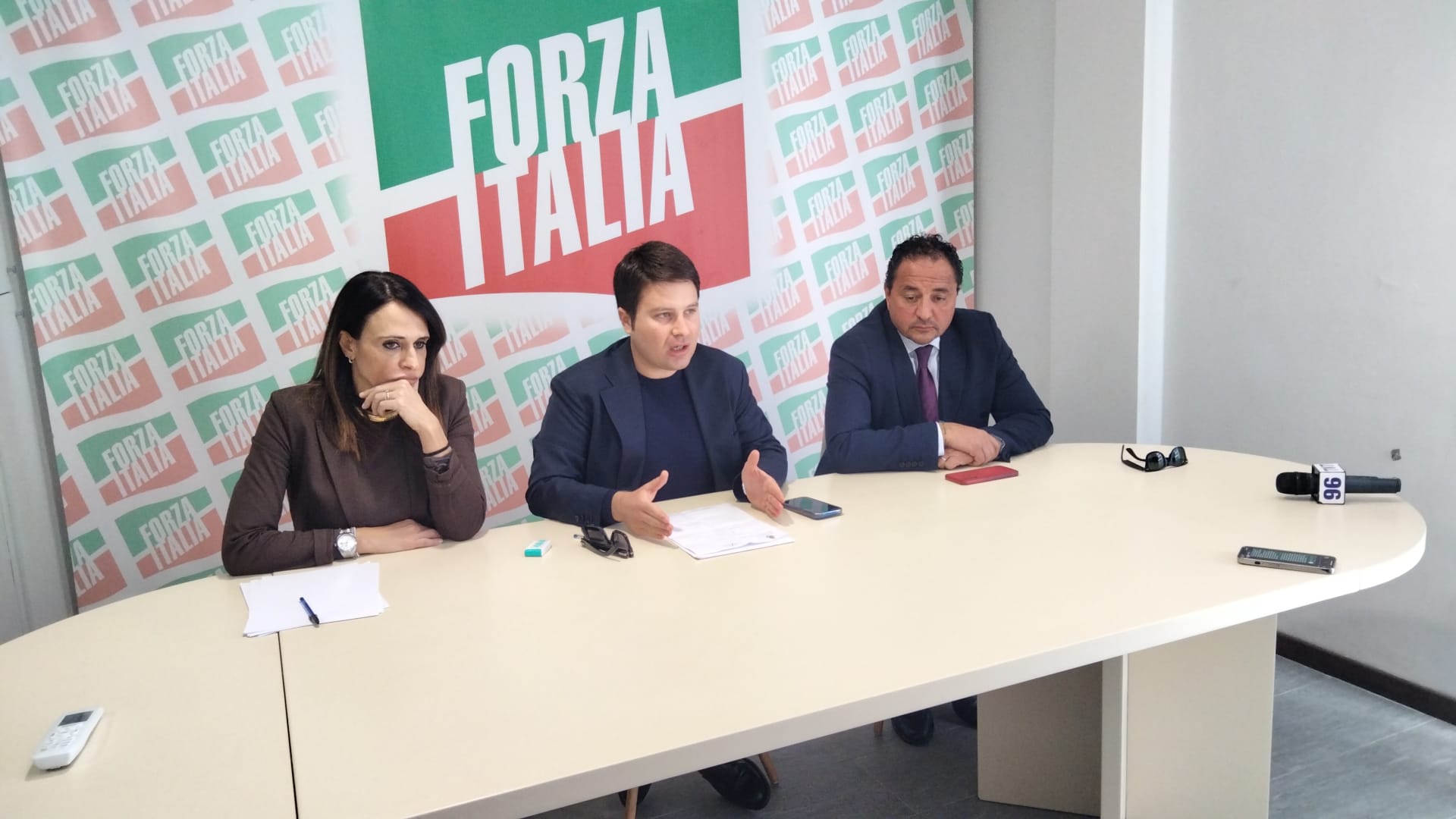 Forza Italia si prepara ad accogliere Tajani