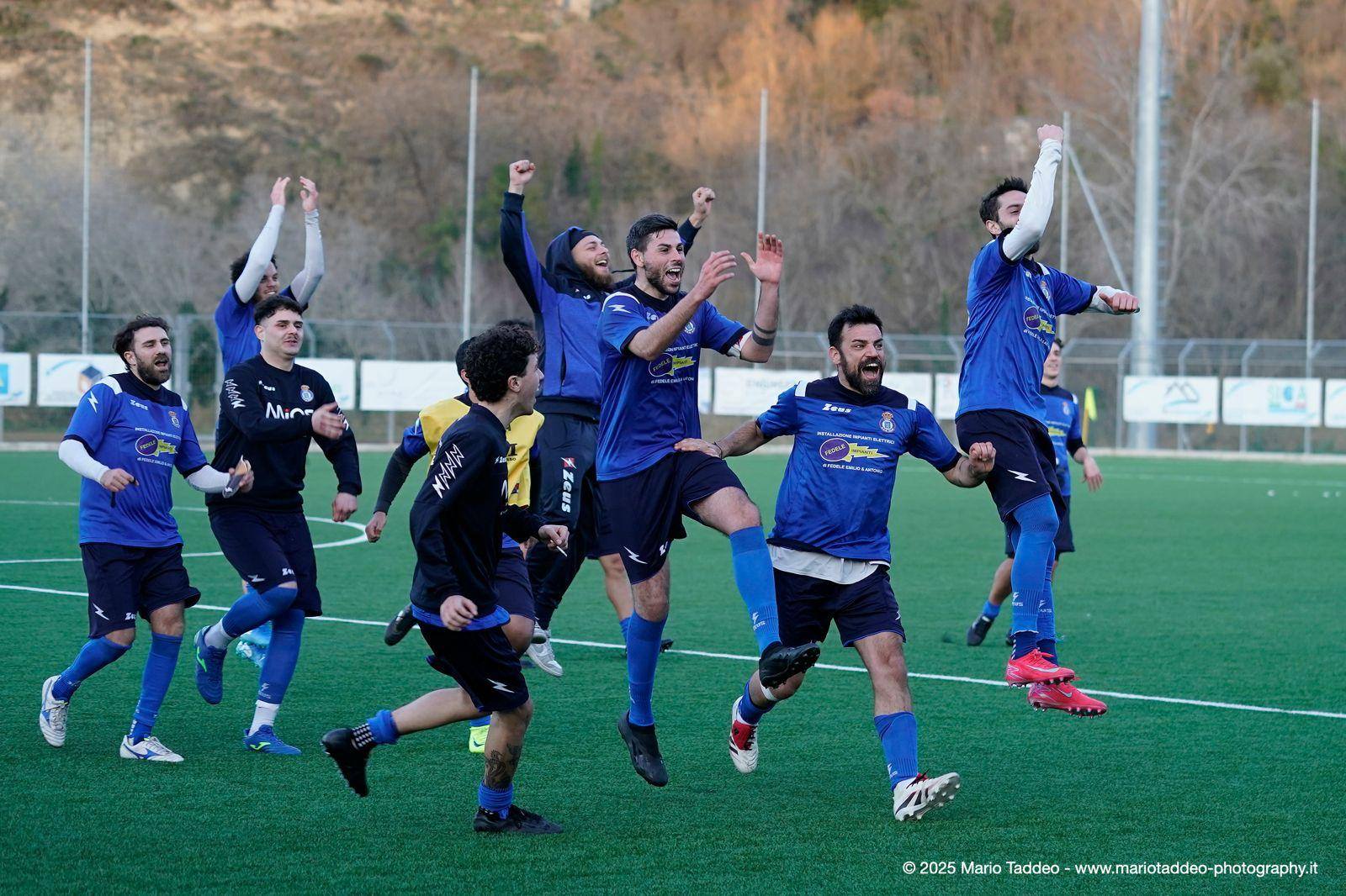 Terza categoria, Calvi da urlo: undicesima vittoria e primato consolidato. I ragazzi del presidente Fedele superano anche lo scoglio Farnetum: 2-1 il finale