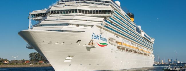 Vacanze in crociera: perché sempre più viaggiatori scelgono di partire da Genova