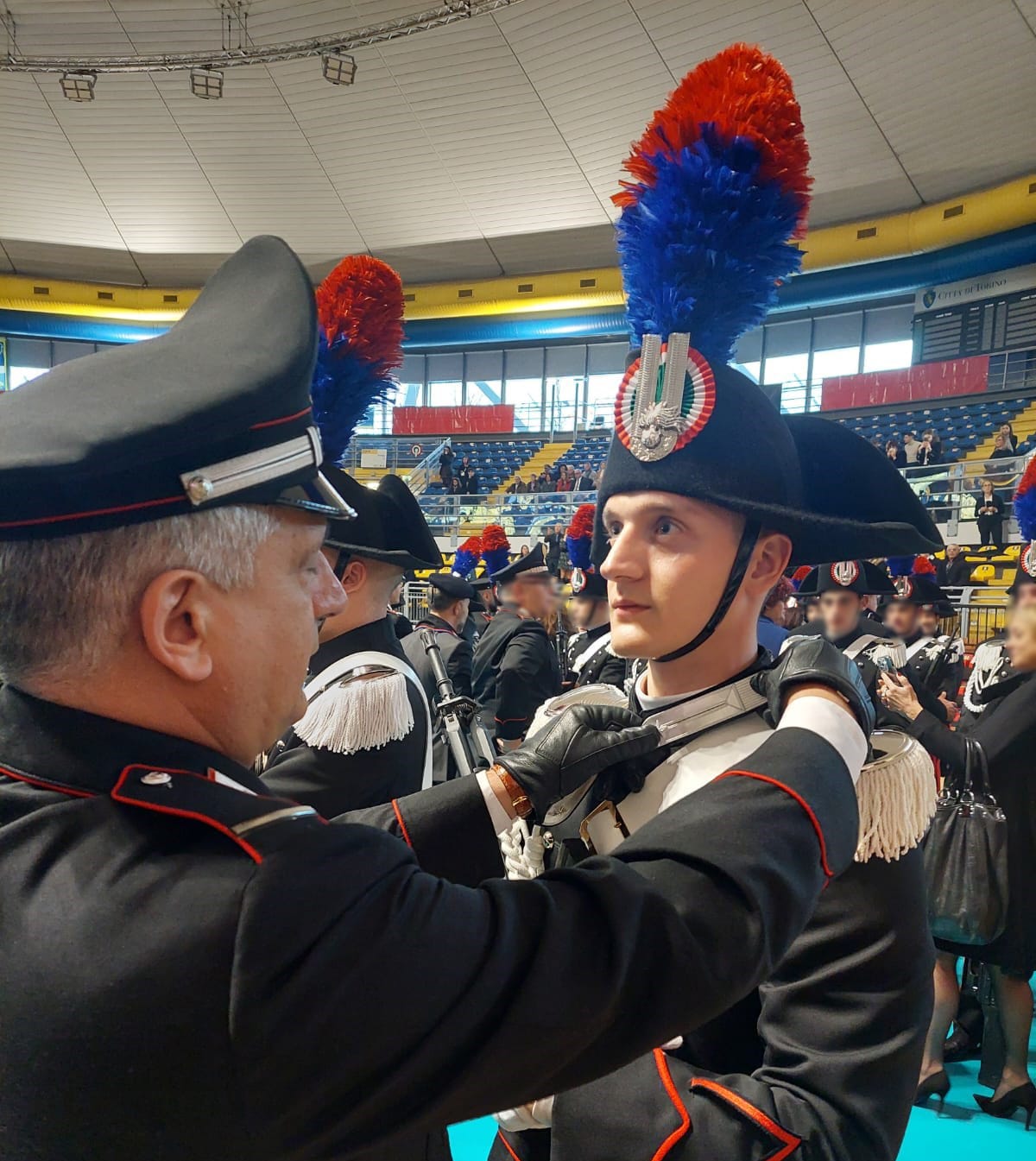 Non perdiamo mai di vista le cose importanti: un augurio speciale ai Papà dai Carabinieri di Avellino
