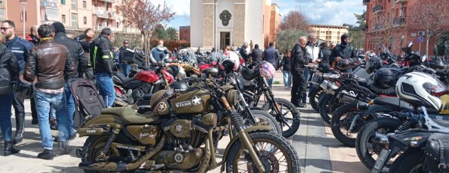 Piazza San Modesto ‘inondata’ dalle Streghe in Moto