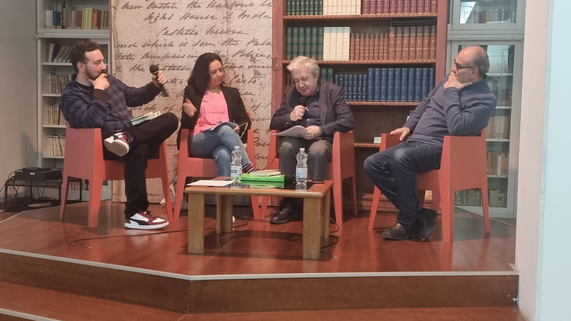 Atlante delle Nuvole,Galluccio e l’amore per la poesia contemporanea