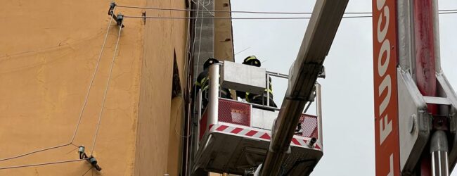 Proseguono le verifiche dei Vigili del Fuoco di Benevento a Bagnoli e Pozzuoli dopo il sisma