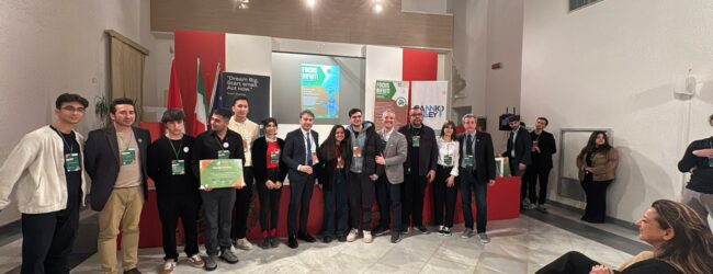 Il team turco vince l’edizione Hackathon del focus rifiuti
