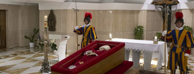 Papa Francesco: funerali il 26 aprile. Proclamati cinque giorni di lutto nazionale