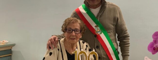 Telese Terme festeggia i 100 anni della signora Filomena Di Santo