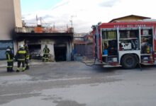 Domato l’incendio presso il deposito di Lungosabato Bacchelli, i ringraziamenti del sindaco Mastella