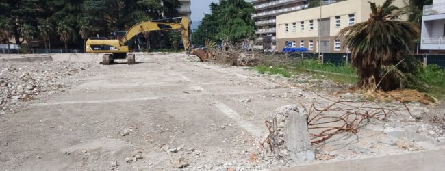 Torre, in attesa della variante esplode la polemica politica