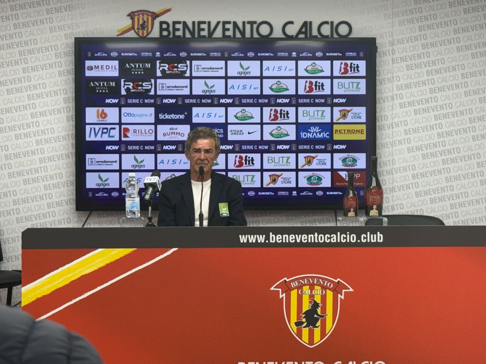Benevento, Auteri: “I rigori si sbagliano, ma mi delude l’atteggiamento corale”
