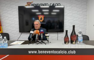 Benevento, Vigorito: “Spero nei Play Off, il calcio è imponderabile. Il nostro progetto continua con i giovani”