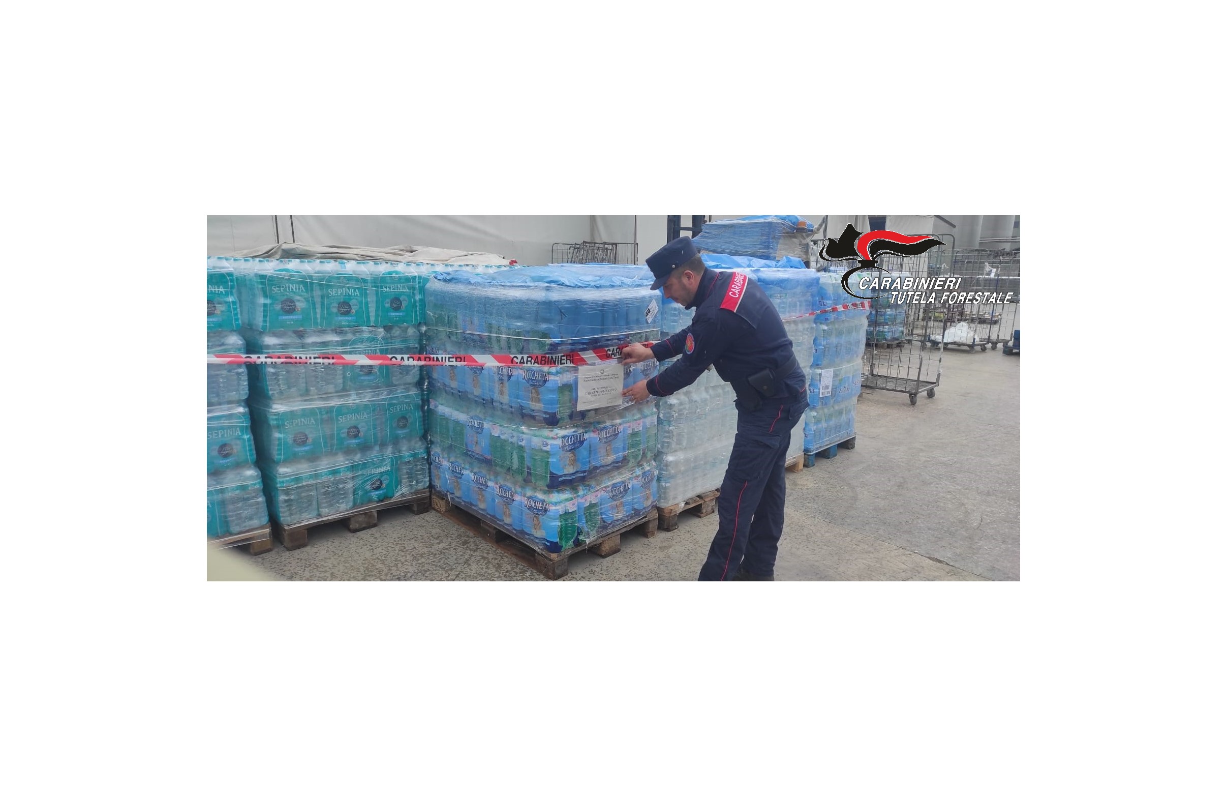 Telese Terme: Carabinieri Forestali sequestrano 4000 bottiglie d’acqua in cattivo stato di conservazione