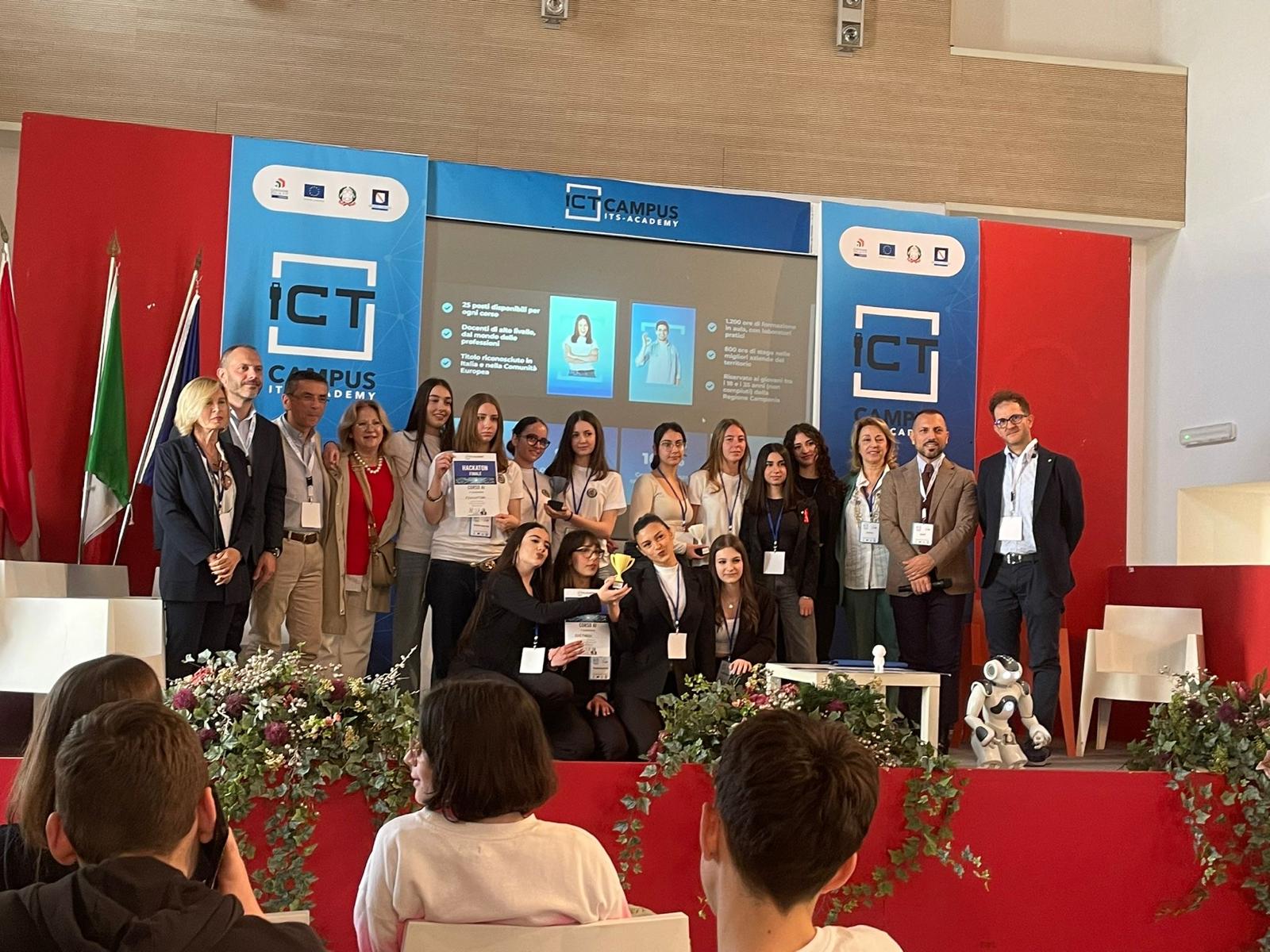 IA e creatività al Liceo Giannone: concluso a Palazzo Paolo V il progetto Euclide con ITS Academy