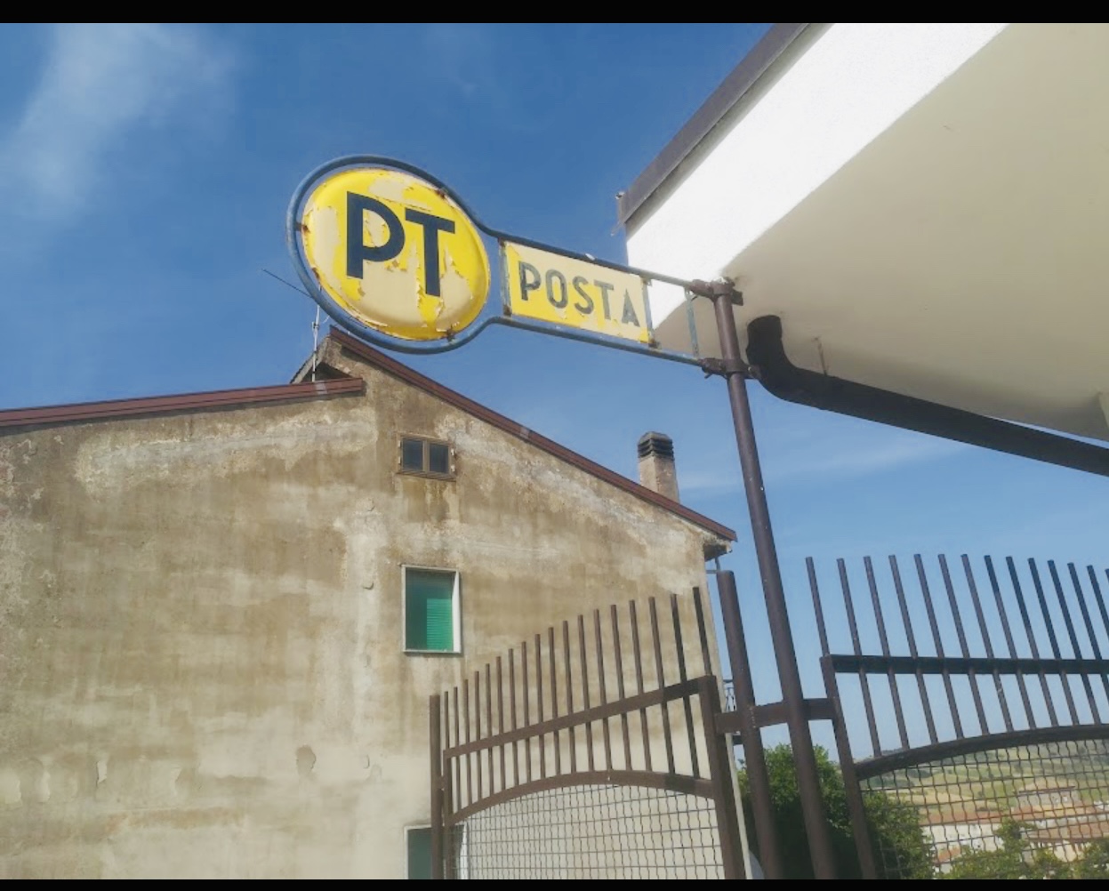 Campolattaro, bancomat fatto esplodere nella notte ma i ladri scappano senza bottino
