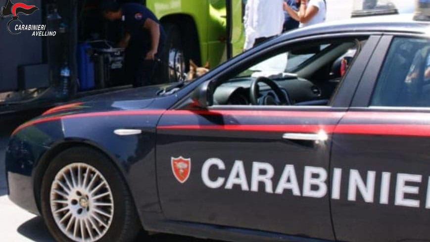 Mugnano del Cardinale| Bloccato un autobus pronto a partire per una gita scolastica, troppo usurati i pneumatici. Cambiato il mezzo per la partenza