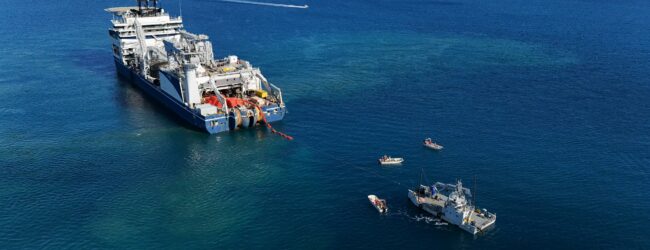 Terna, completata la posa del ramo est del Tyrrhenian Link: collegherà Campania e Sicilia