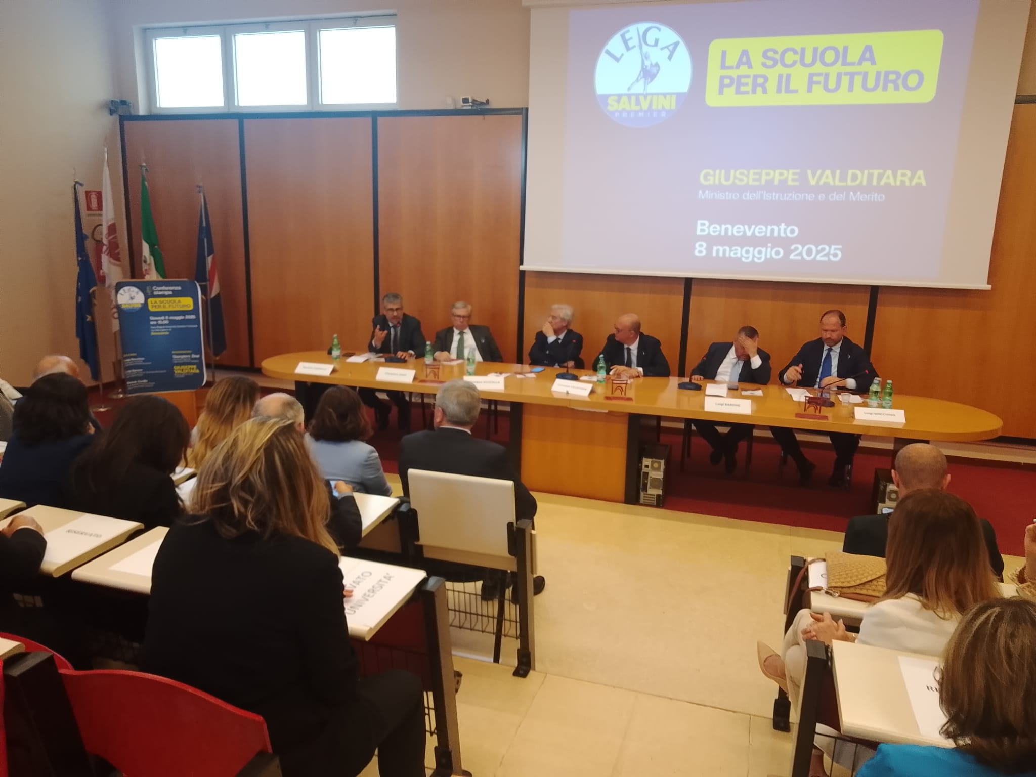 Torre, Valditara passa la palla al Comune. Clima di imbarazzo alla Fortunato