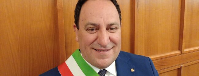 Aumento 30 % sulle bollette idriche, il sindaco di Calvi chiede l’annullamento del provvedimento e la riduzione del 50%