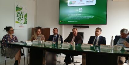 Asia presenta ”Piantala” la nuova campagna di formazione e comunicazione ambientale