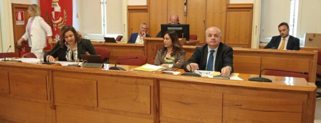 Consiglio comunale, Pierri presidente del Collegio dei Revisori, ok alla variante per il parcheggio a San Vito