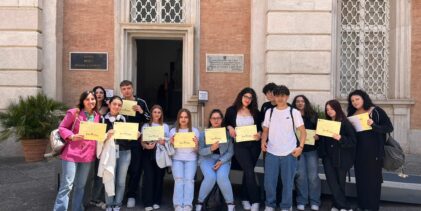La 3A del Liceo Artistico “Alberti-Virgilio” premiata alla Reggia di Caserta per il concorso “L’ecomuseo, il futuro della memoria”