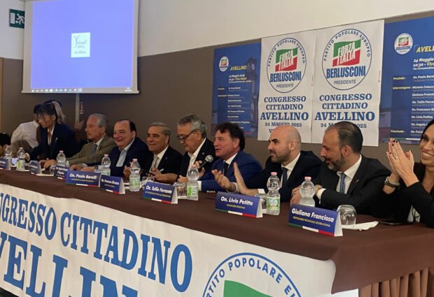 Forza Italia rilancia da Avellino: “Ricostruire il legame con i cittadini e i territori”