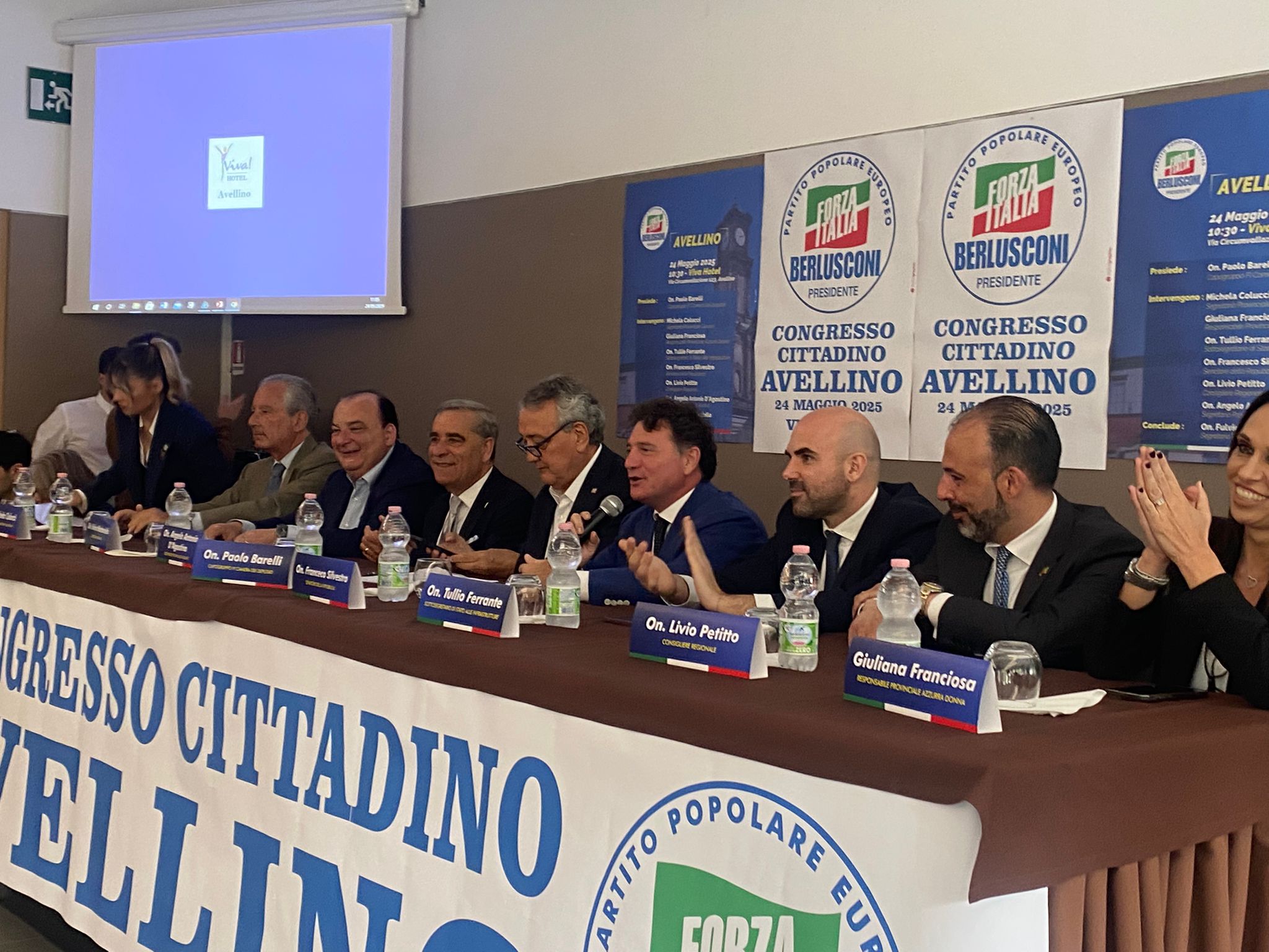 Forza Italia rilancia da Avellino: “Ricostruire il legame con i cittadini e i territori”