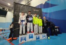 Telese Terme celebra il giovane atleta Simone Nobile e il Maestro Tito Brasile per i brillanti risultati ai Campionati Regionali di Karate FIJLKAM