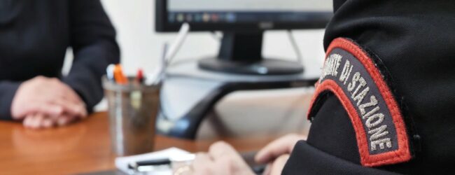 Finti broker assicurativi e annunci ingannevoli: i Carabinieri denunciano 2 truffatori seriali