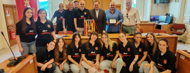 Il sindaco Mastella e il consigliere Lauro hanno ricevuto le atlete della Rummo Samnium Basket