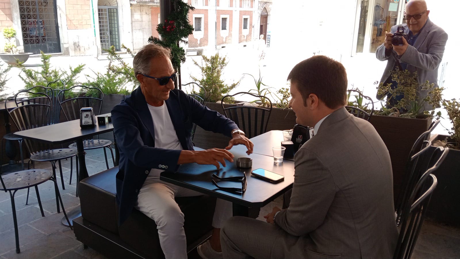 La lunga estate calda delle elezioni