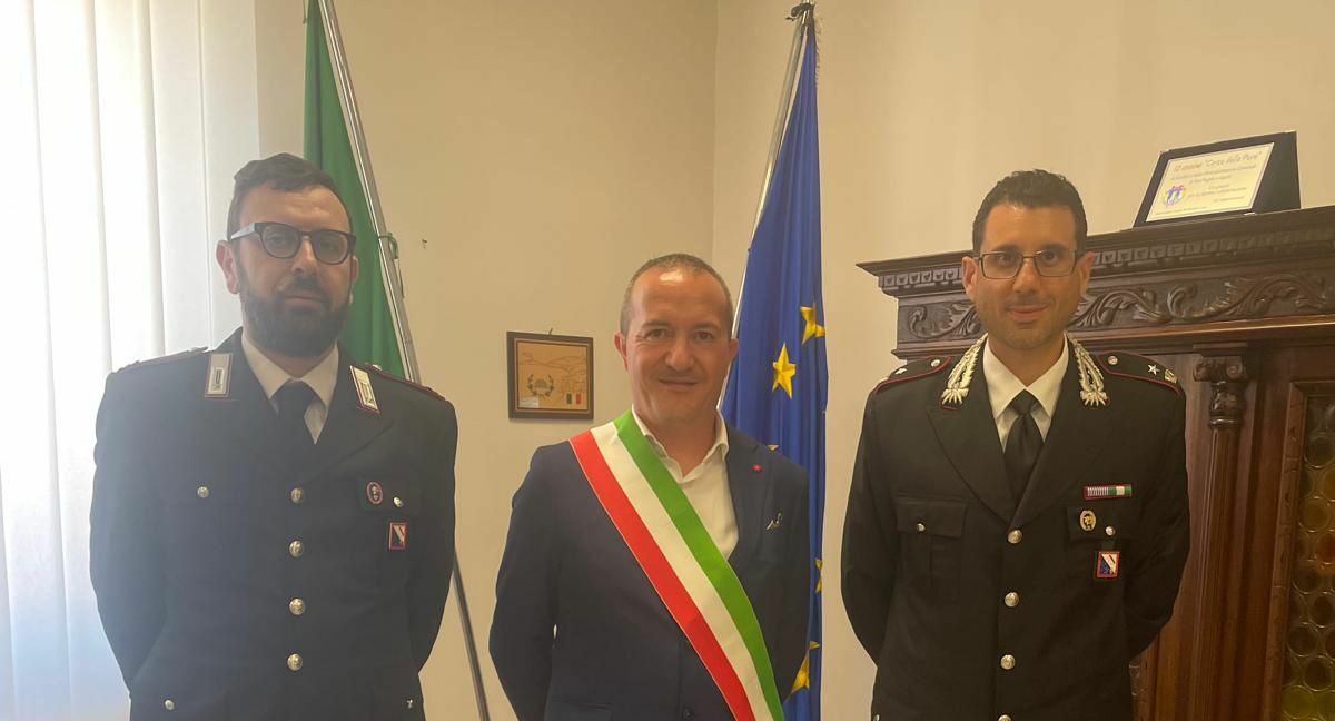 Sant’Angelo a Cupolo, il Sindaco De Pierro incontra l’Arma