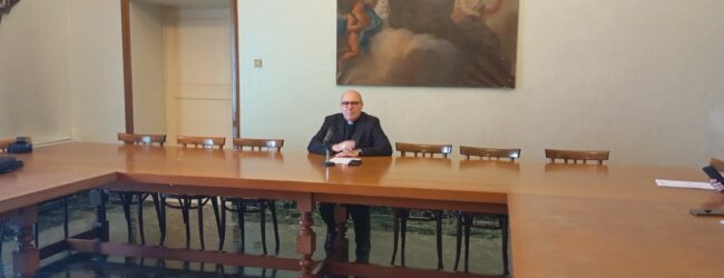 “La Cura della Parola”: il Vescovo Accrocca lancia il convegno diocesano e annuncia una fiaccolata contro la guerra