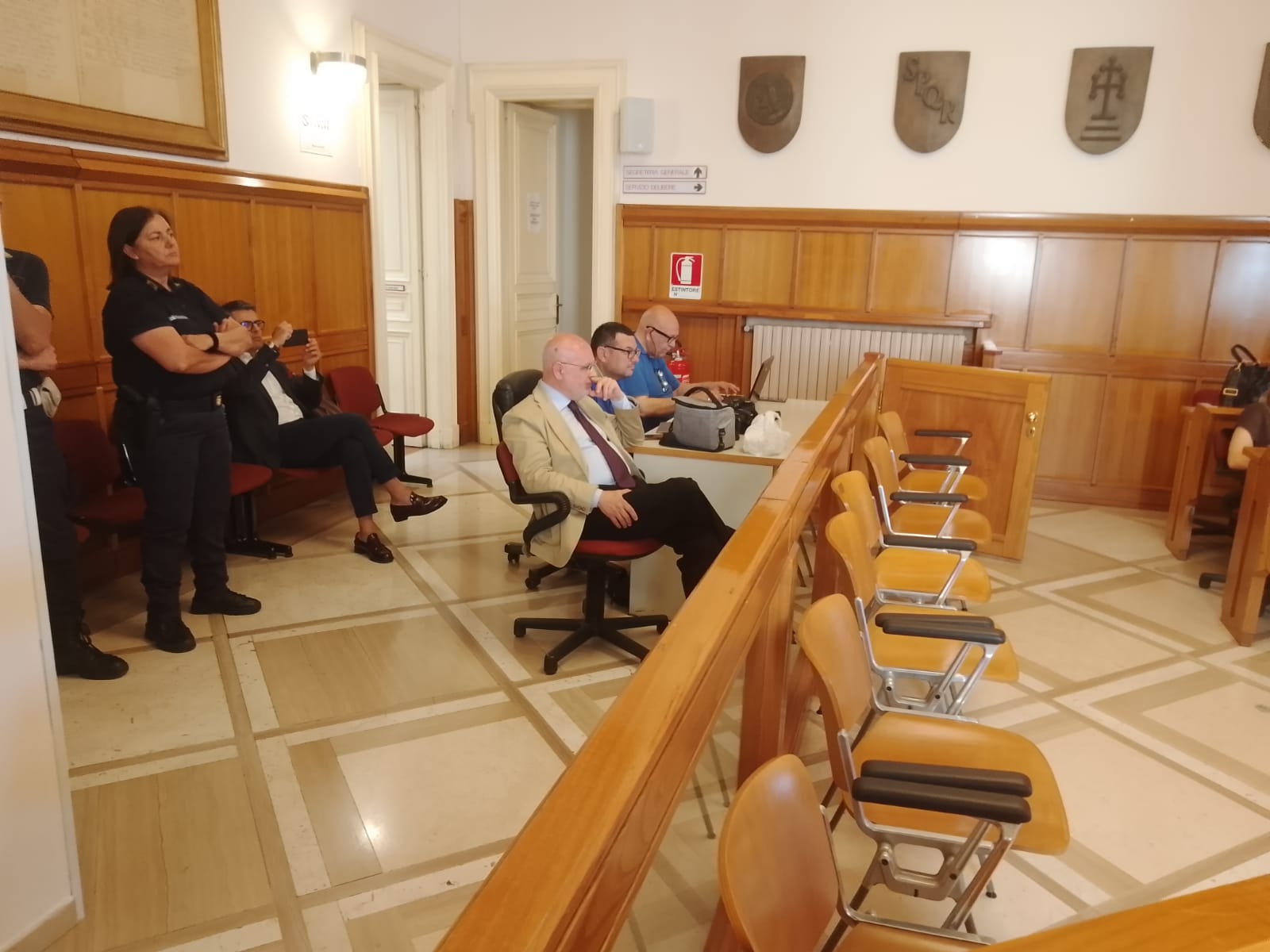 Giornalisti fuori dall’aula consiliare: l’indignazione di Libera Benevento