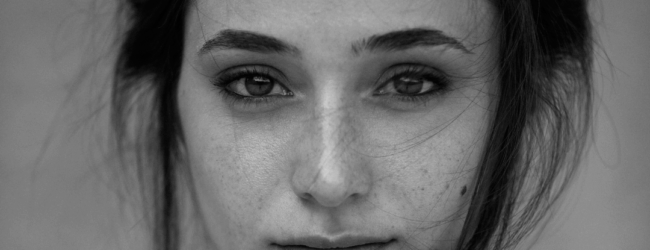 Frida Kahlo protagonista al Mulino Pacifico: il 27 giugno in scena “Frida. Sulle mie rovine” per il Campania Teatro Festival