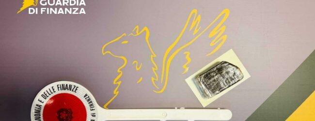 GdF Benevento: controlli antidroga in citta’, un arresto e sequestrati 90 grammi di droga