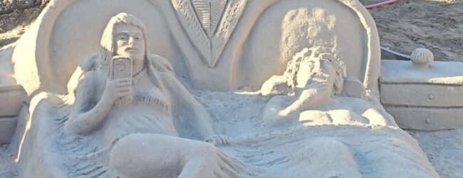 Una mostra a cielo aperto sulla spiaggia di Forio, Antonio Iannini e le sue sculture di sabbia