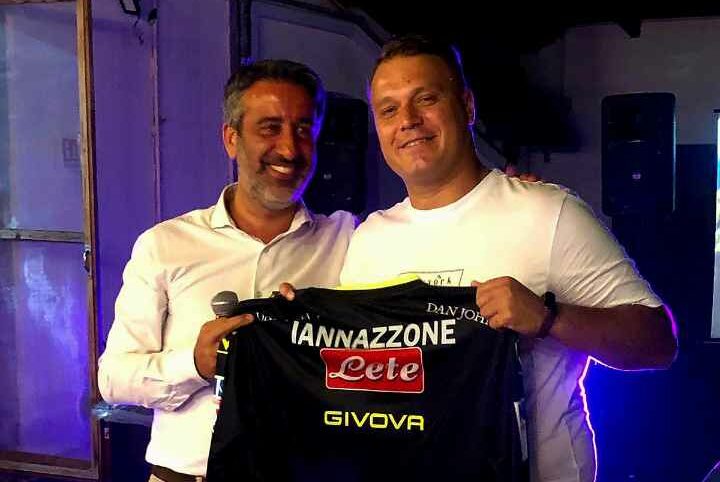 L’Associazione Arbitri di Benevento riabbracciano l’arbitro Iannazzone dopo la malattia