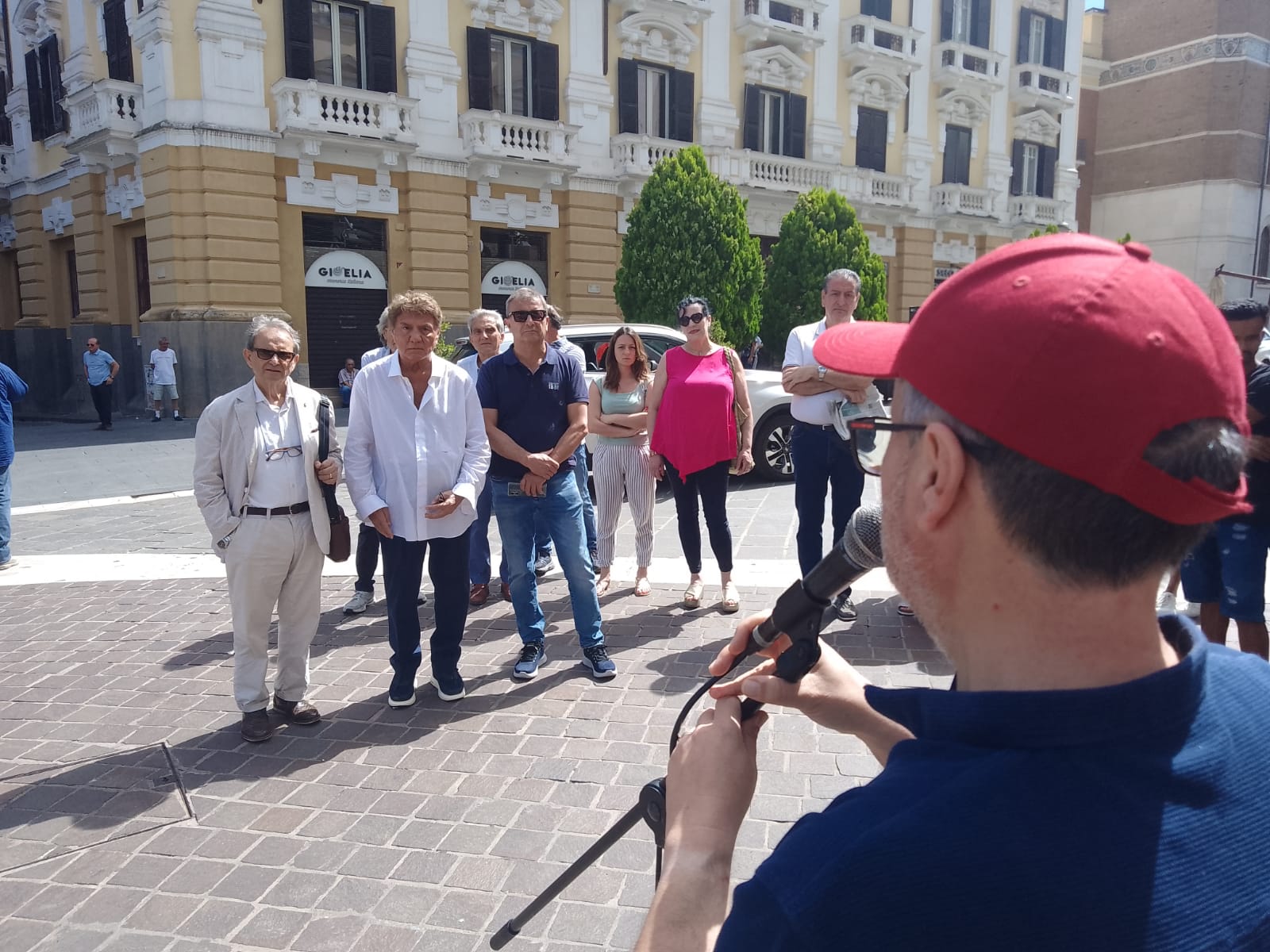 La strage di Gaza, De Iapinis inizia lo sciopero della fame