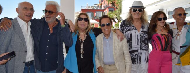 “Chianu Chianu”, presentato l’inno del 4° scudetto del Napoli cantato dai grandi artisti napoletani