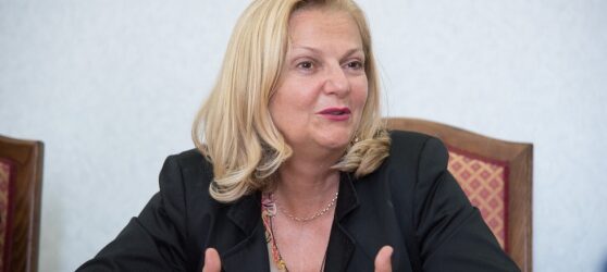 Avellino, Consiglio comunale sospeso: il Prefetto nomina Giuliana Perrotta Commissario