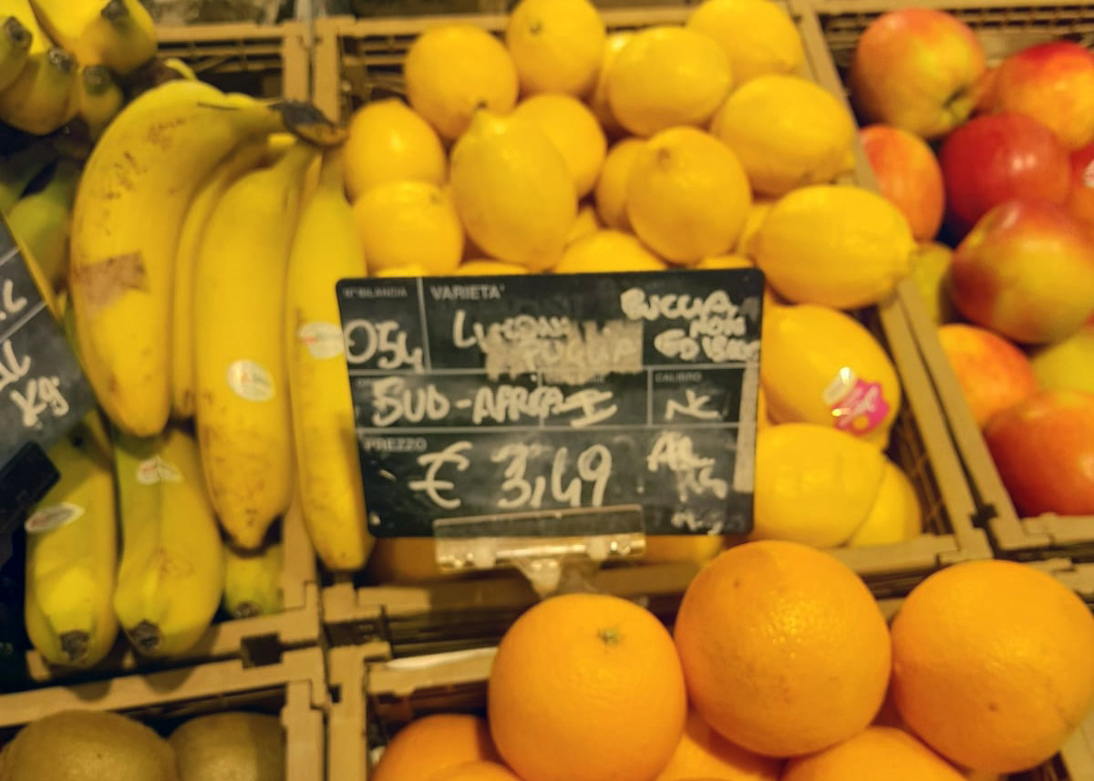 La denuncia di Coldiretti Campania: attenti ai limoni africani dalla buccia non commestibile