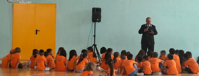 Castel Baronia: i Carabinieri incontrano i giovani della Ludoteca Comunale: focus su legalità e senso civico