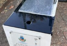 Vandali danneggiano panchina in via Tommaso Rossi, la denuncia sui social