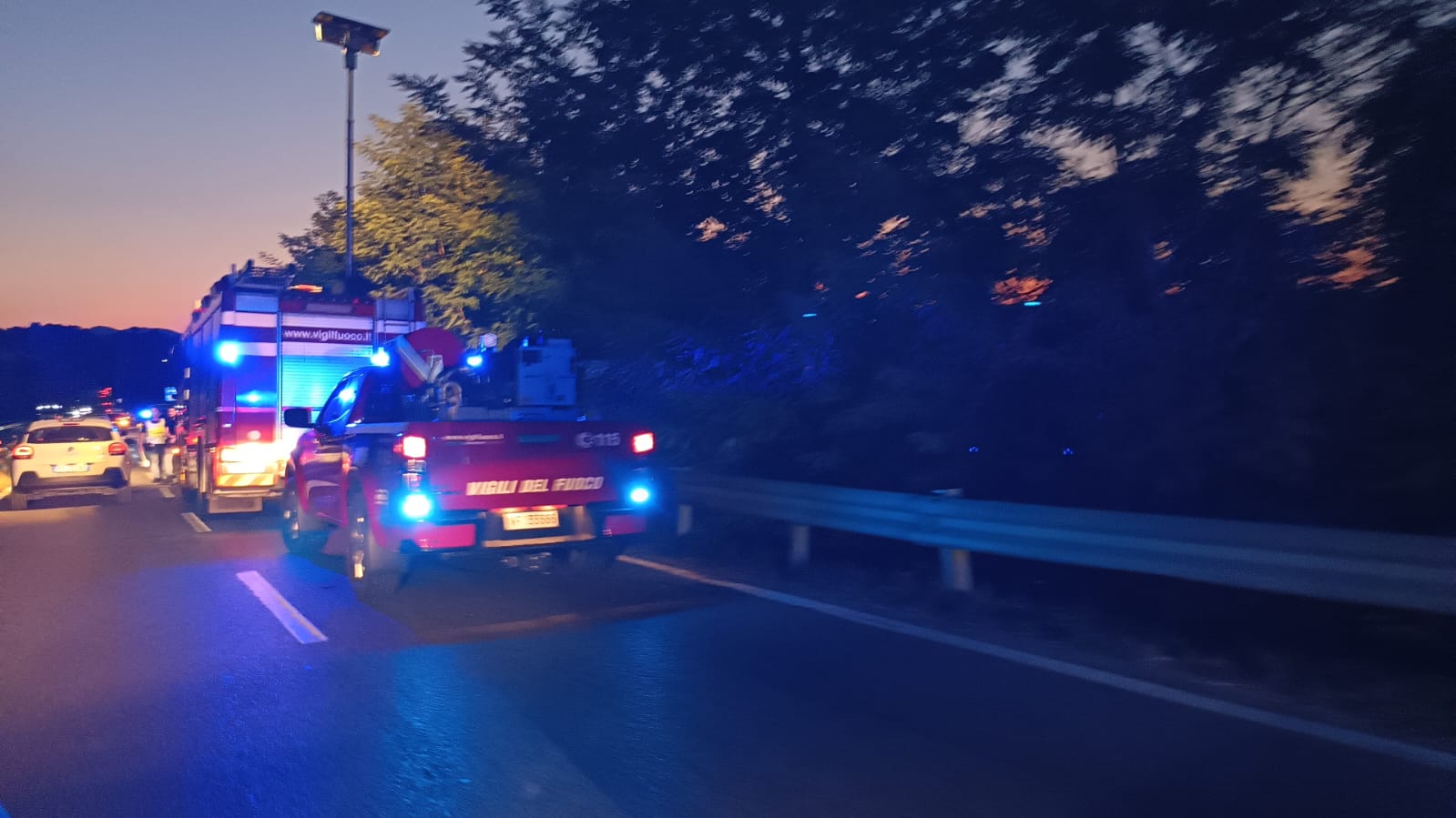 Incidente tangenziale Est, due persone ferite