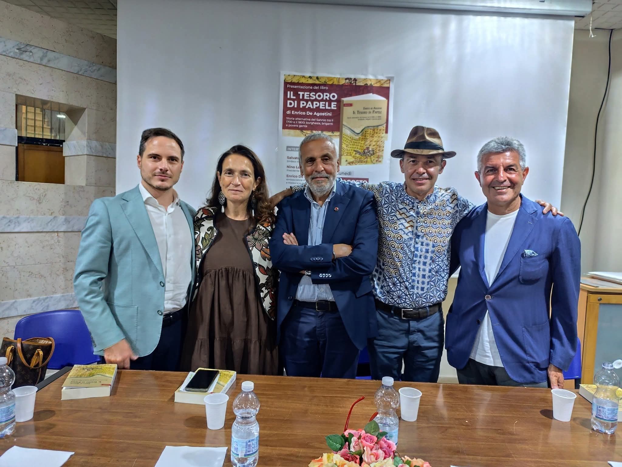 Pietrelcina: l’Ambasciatore Enrico De Agostini presenta “Il tesoro di Papele” al Centro Polivalente “Grazio Forgione”